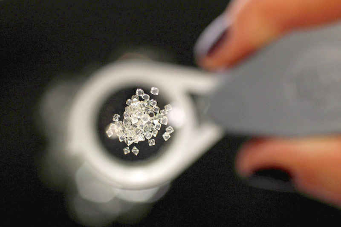 Botswana says Anglo picks De Beers buyer